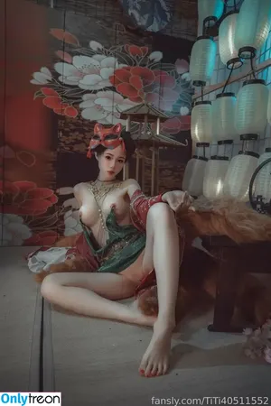 TiTi cosplay / TiTi40511552 / titi_cosplay nude photo #1908