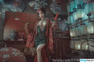 TiTi cosplay / TiTi40511552 / titi_cosplay nude photo #1913