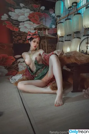 TiTi cosplay / TiTi40511552 / titi_cosplay nude photo #1921