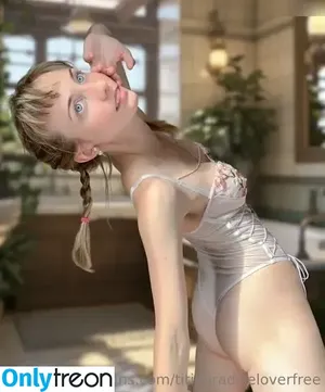  nude photo #0030