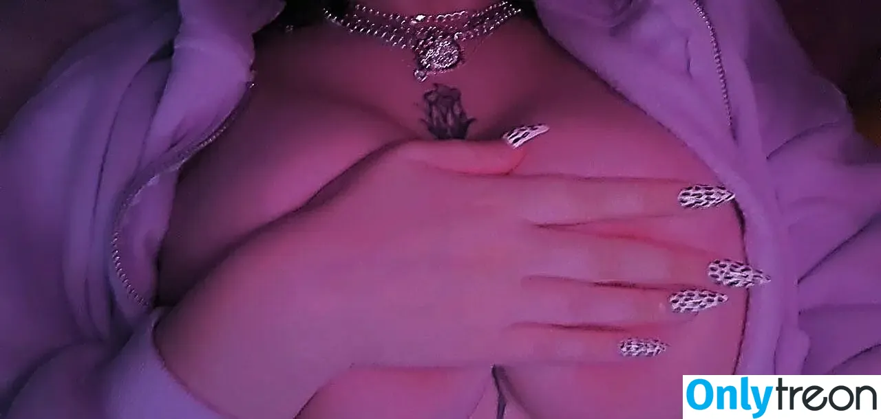 Tittey nude photo #0007 (kwissey)