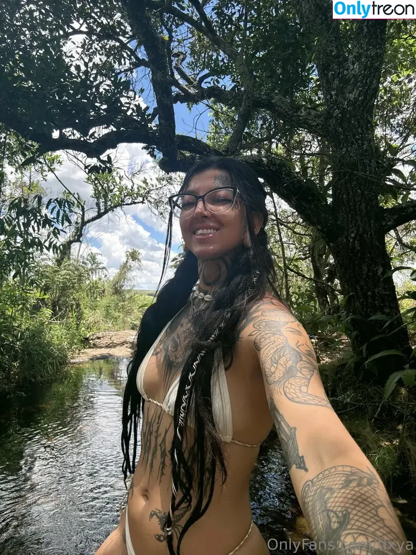 tixya nude photo #0009 (tixya)