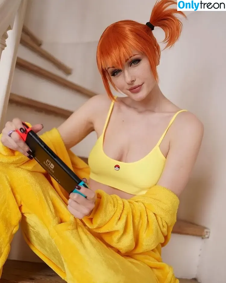 Tniwe nude photo #0026 (Tniwe)