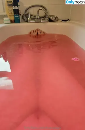 Toanplays / reel nude photo #0020