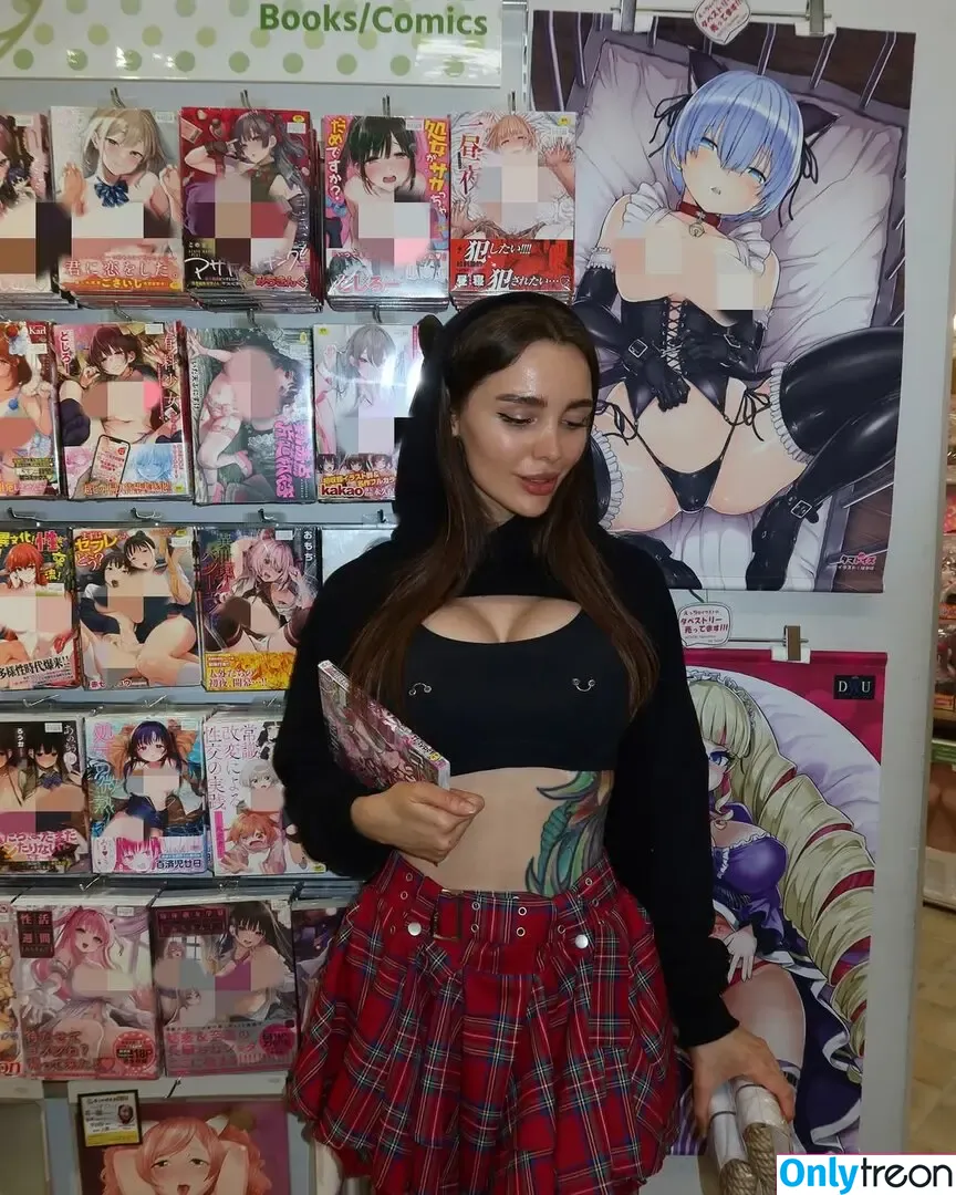Toma Zhdanova nude photo #0197 (_tomato_333_)