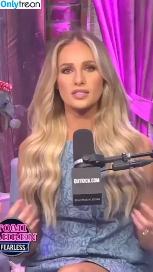 Tomi Lahren / tomilahren nude photo #0191