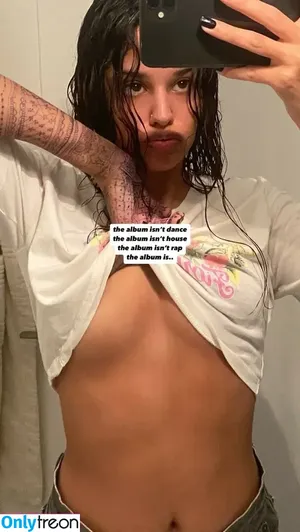 Tommy Genesis / goodnightangel / tommygenesis nude photo #0050