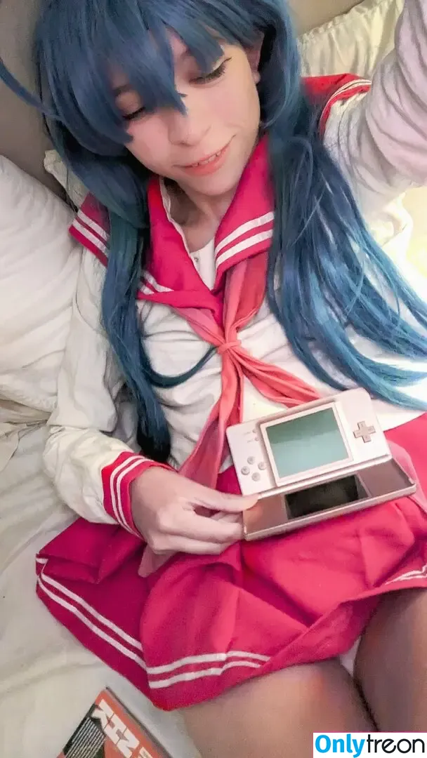 Tomomechi nude photo #0030 (Tomomechi)