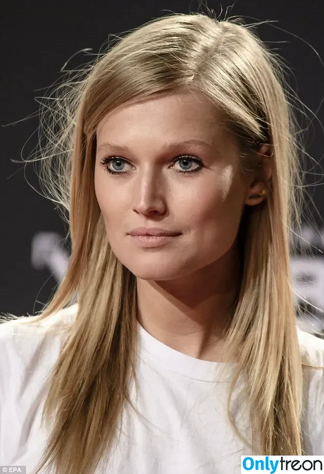 Toni Garrn nude photo #0006 (tonigarrn)