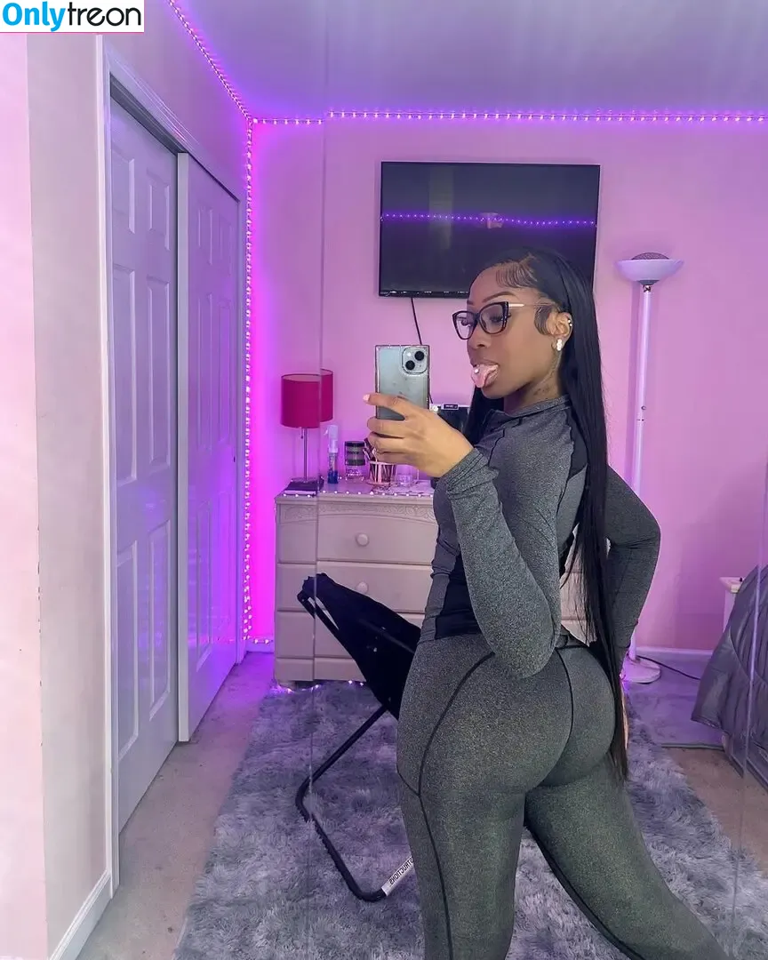 Toniannsp nude photo #0042 (toniann / toniann._.p)