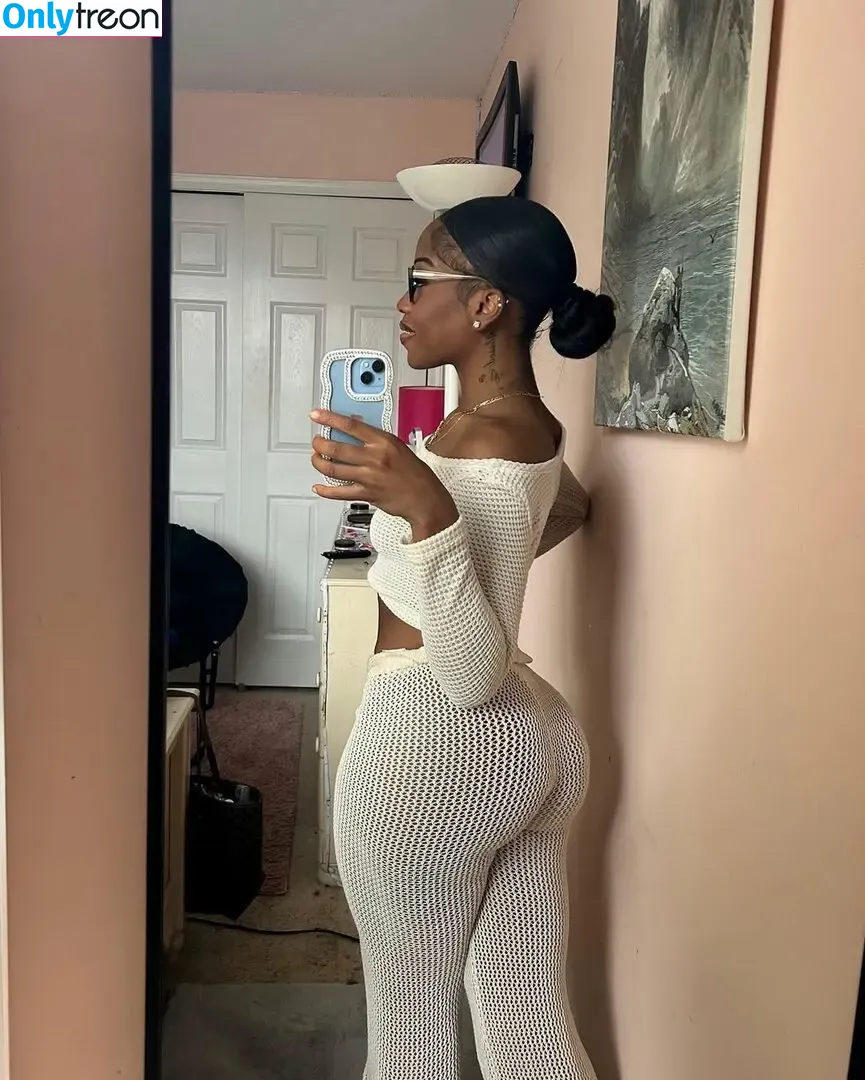 Toniannsp nude photo #0049 (toniann / toniann._.p)