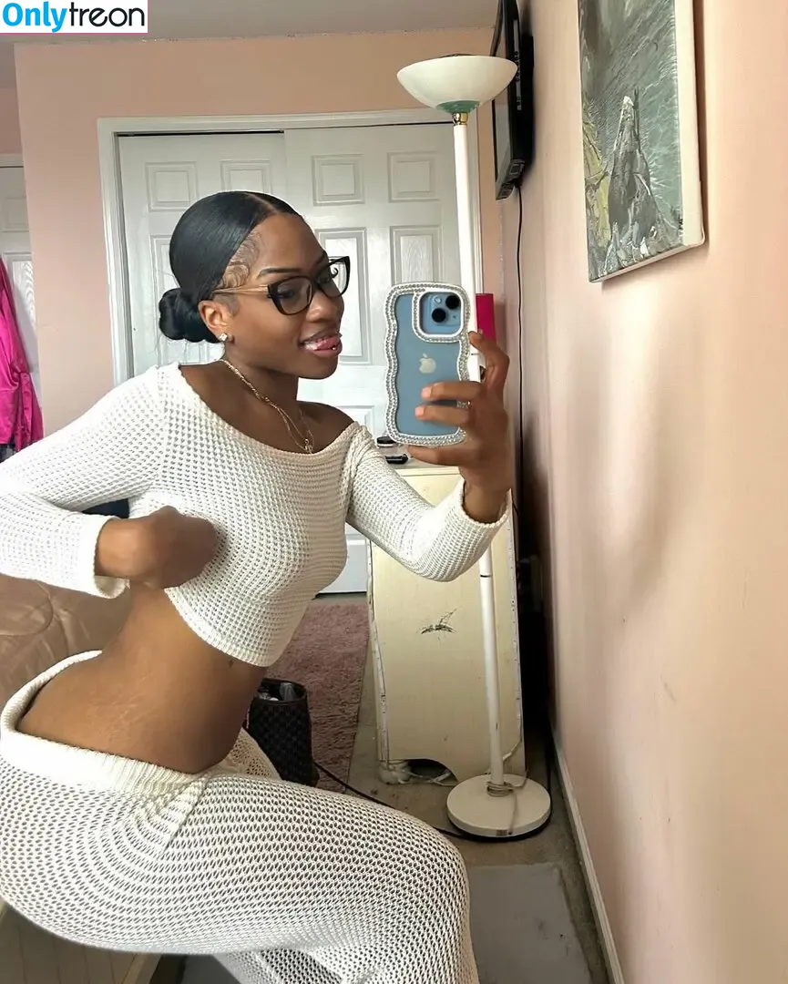 Toniannsp nude photo #0053 (toniann / toniann._.p)