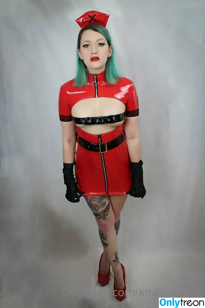 Tonysaurus nude photo #0013 (kinky.saurus / tonysaurus.rex)