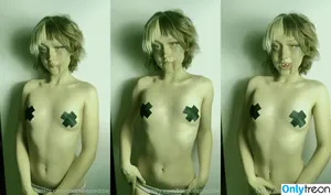  nude photo #0008