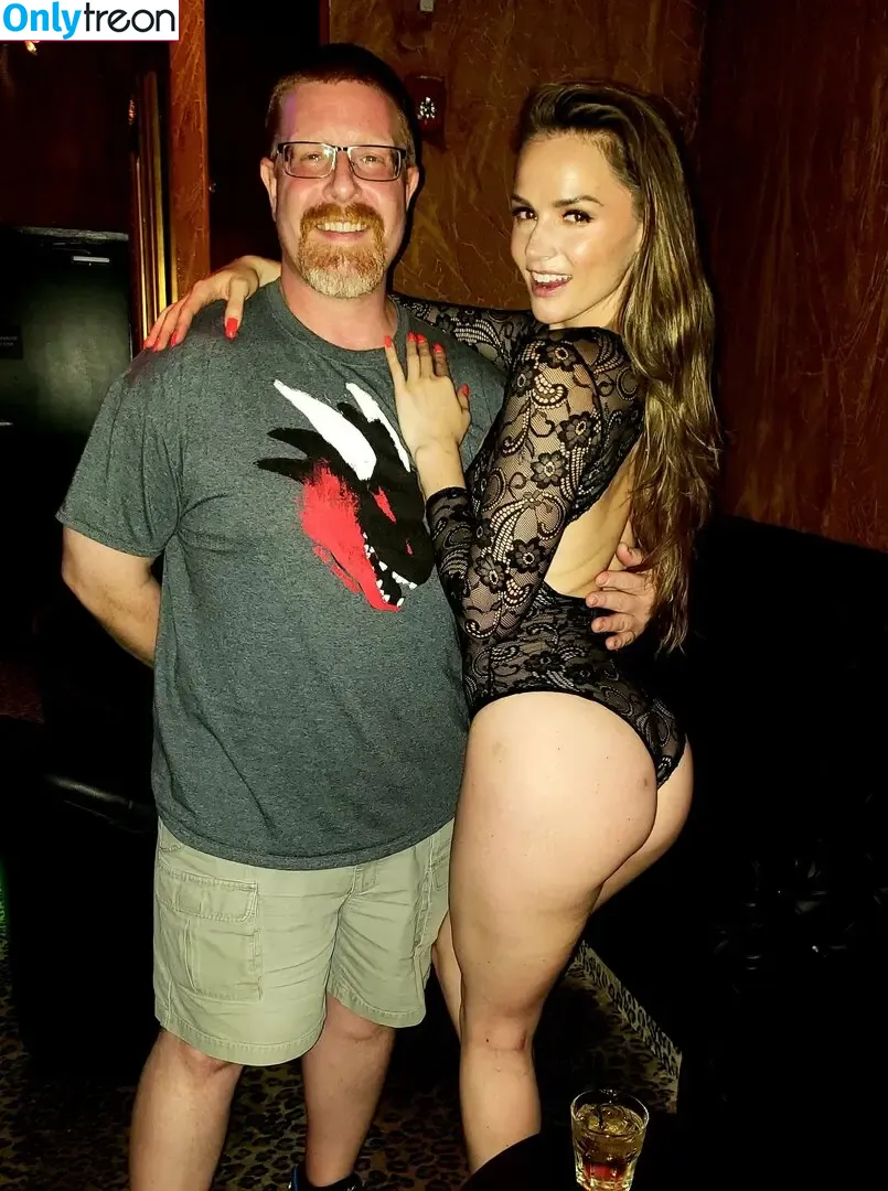 Tori Black nude photo #1445 (HollyRandall / misstoriblack / officialtoriblack / toriblackofficial_)