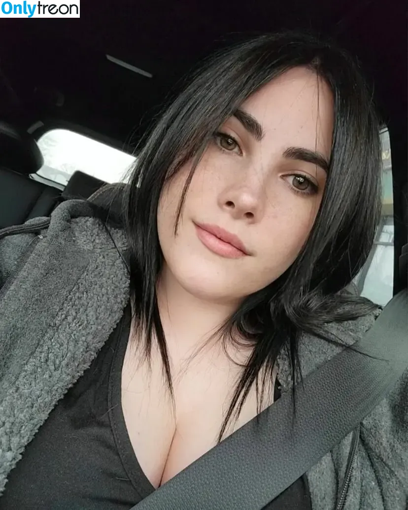 Toriana nude photo #0002 (torianabee / torianoir)