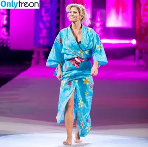 Torrie Wilson / torriewilson nude photo #0022