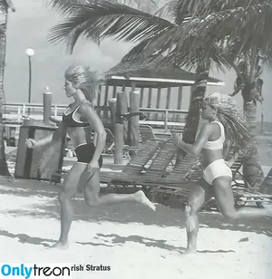 Torrie Wilson / torriewilson nude photo #0749