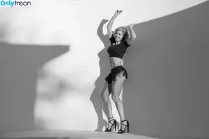 Torrie Wilson / torriewilson nude photo #1199