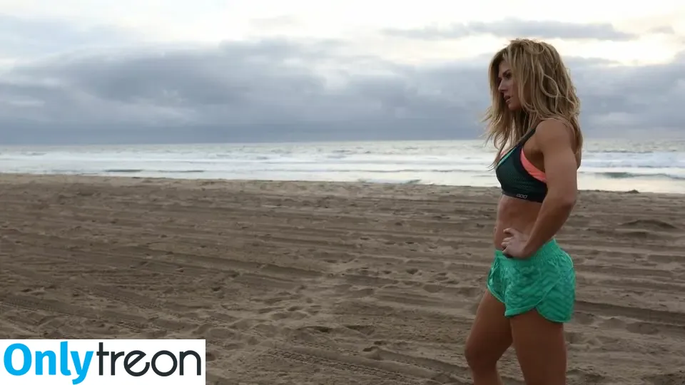 Torrie Wilson nude photo #1208 (torriewilson)