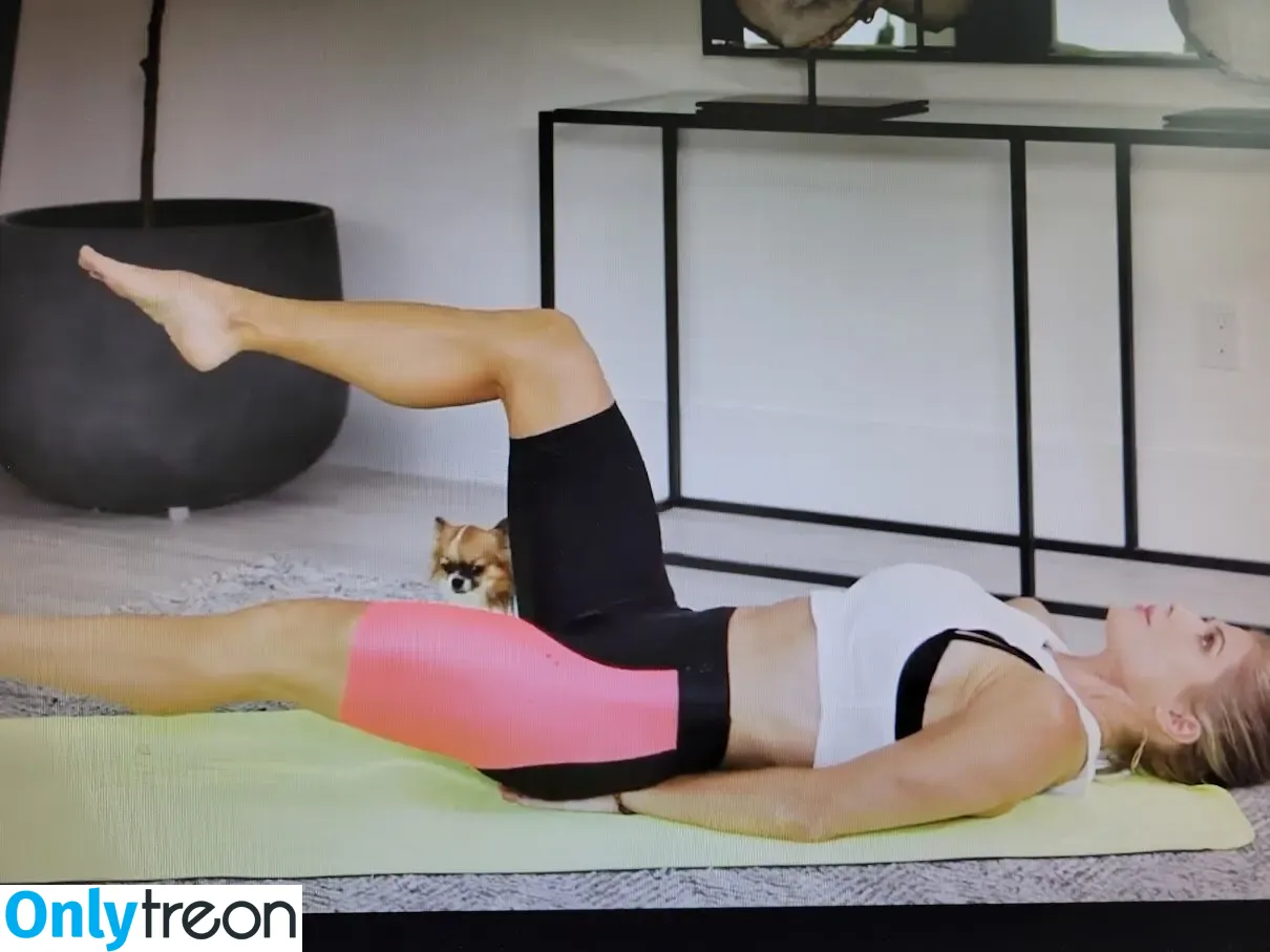 Torrie Wilson nude photo #1332 (torriewilson)