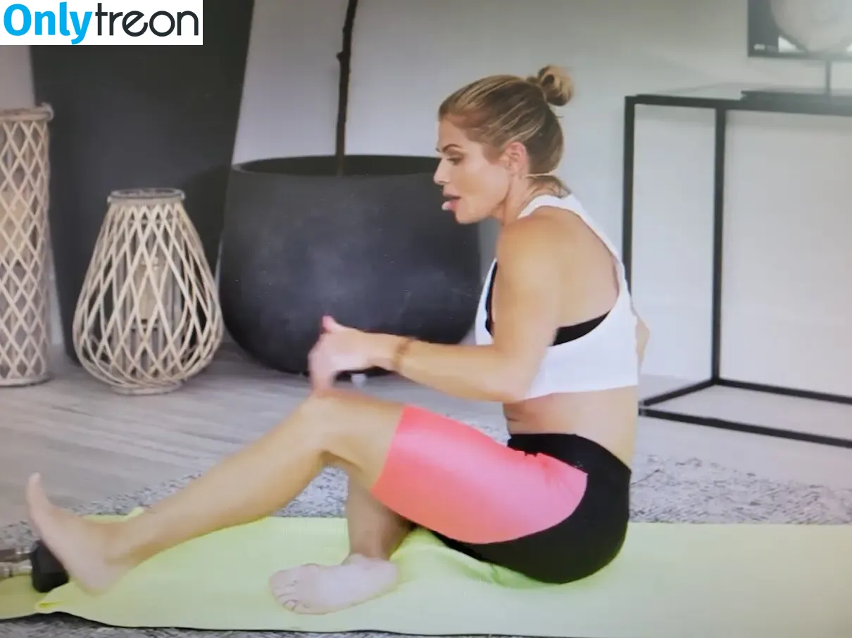 Torrie Wilson nude photo #1348 (torriewilson)