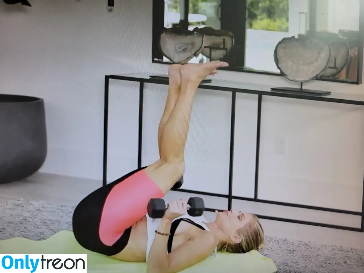 Torrie Wilson nude photo #1375 (torriewilson)