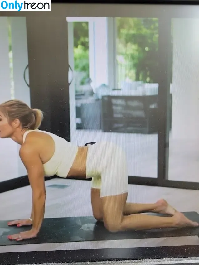 Torrie Wilson nude photo #1430 (torriewilson)