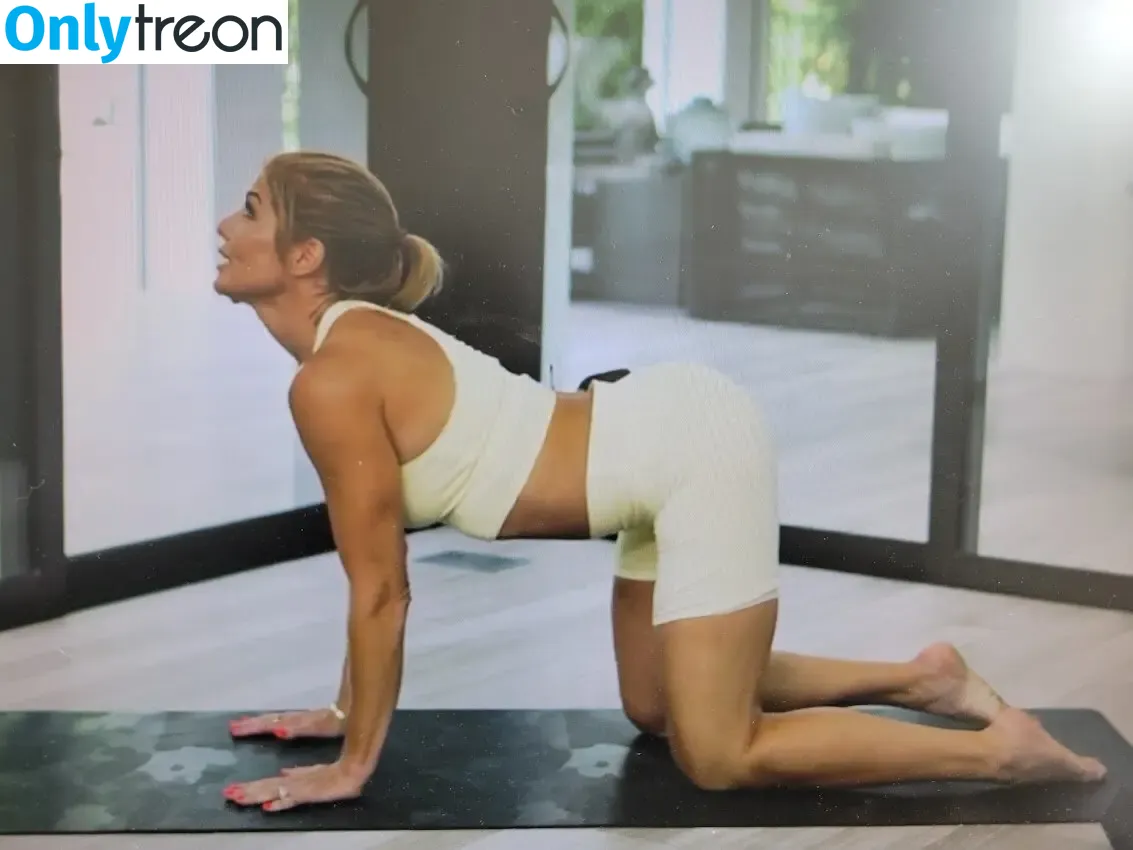 Torrie Wilson nude photo #1431 (torriewilson)