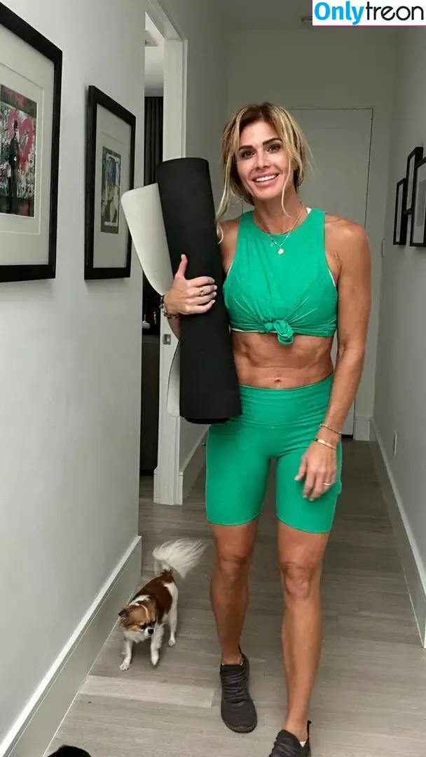 Torrie Wilson nude photo #1777 (torriewilson)
