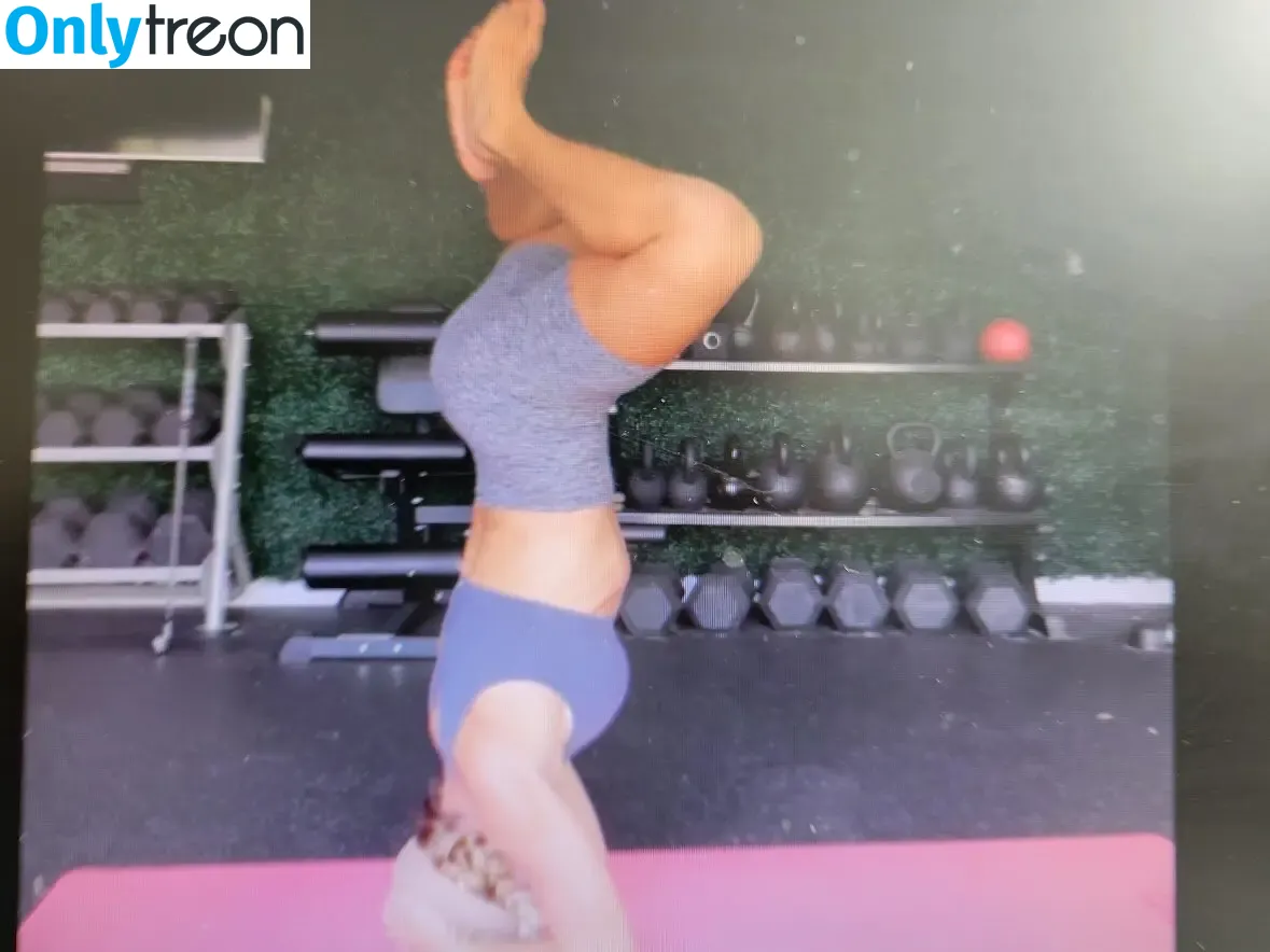 Torrie Wilson nude photo #1837 (torriewilson)