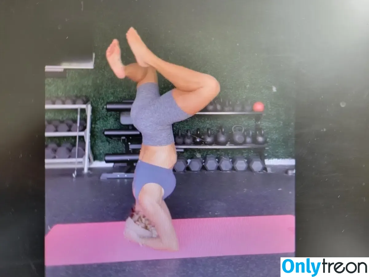Torrie Wilson nude photo #1842 (torriewilson)