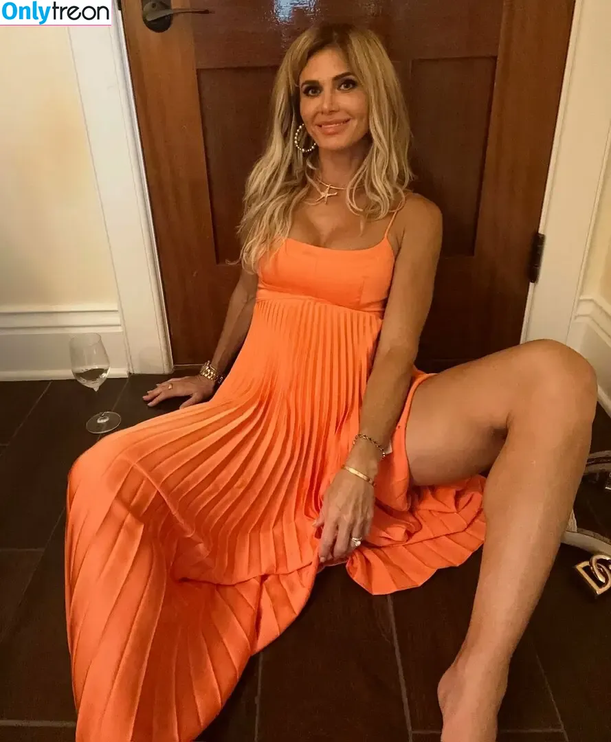 Torrie Wilson nude photo #1852 (torriewilson)