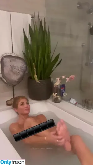 Torrie Wilson / torriewilson nude photo #2255
