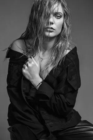 Tove Lo / cupfullofinsanity / tovelo nude photo #0014