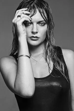 Tove Lo / cupfullofinsanity / tovelo nude photo #0015
