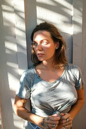 Tove Lo / cupfullofinsanity / tovelo nude photo #0041