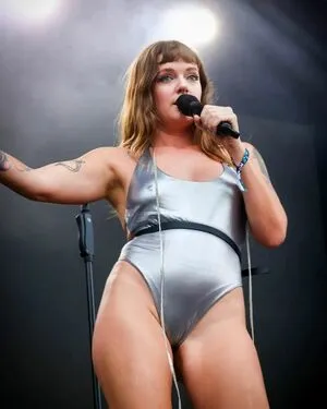 Tove Lo / cupfullofinsanity / tovelo nude photo #0075