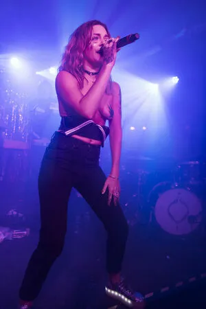 Tove Lo / cupfullofinsanity / tovelo nude photo #0086
