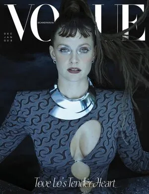 Tove Lo / cupfullofinsanity / tovelo nude photo #0167