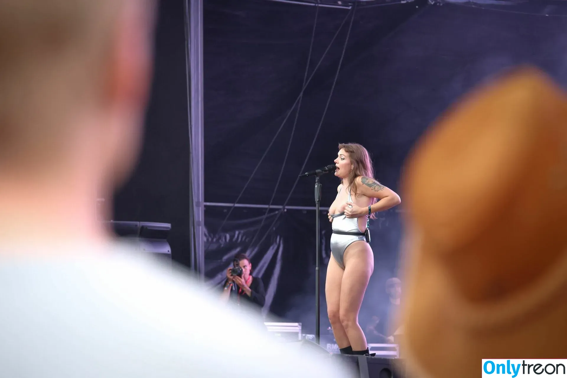 Tove Lo nude photo #0100 (cupfullofinsanity / tovelo)