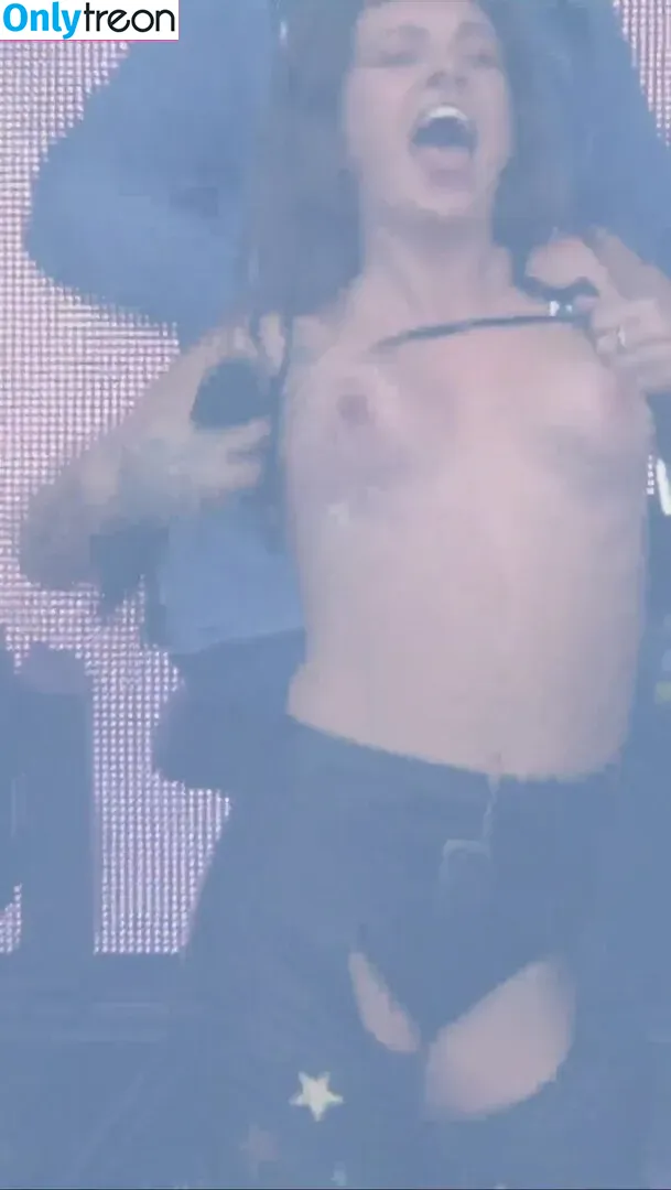 Tove Lo nude photo #0114 (cupfullofinsanity / tovelo)