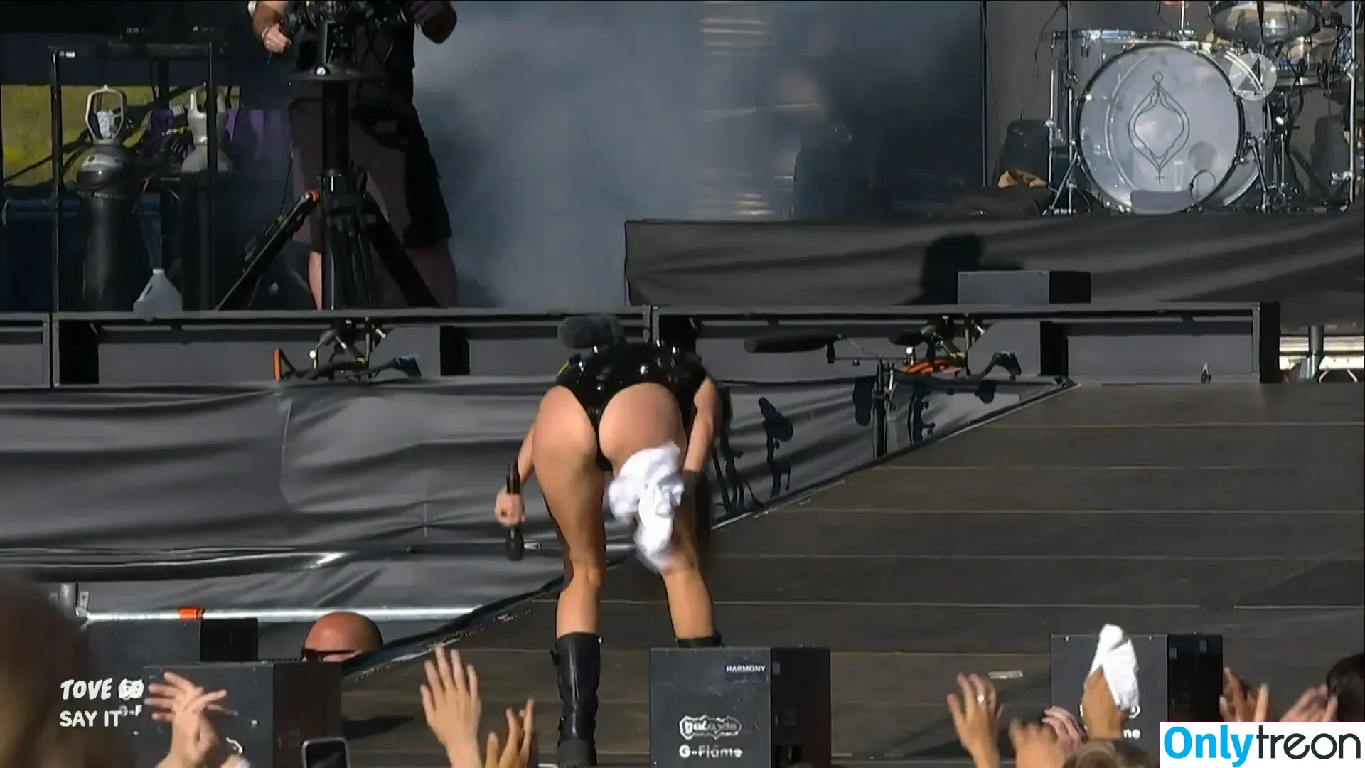 Tove Lo nude photo #0132 (cupfullofinsanity / tovelo)
