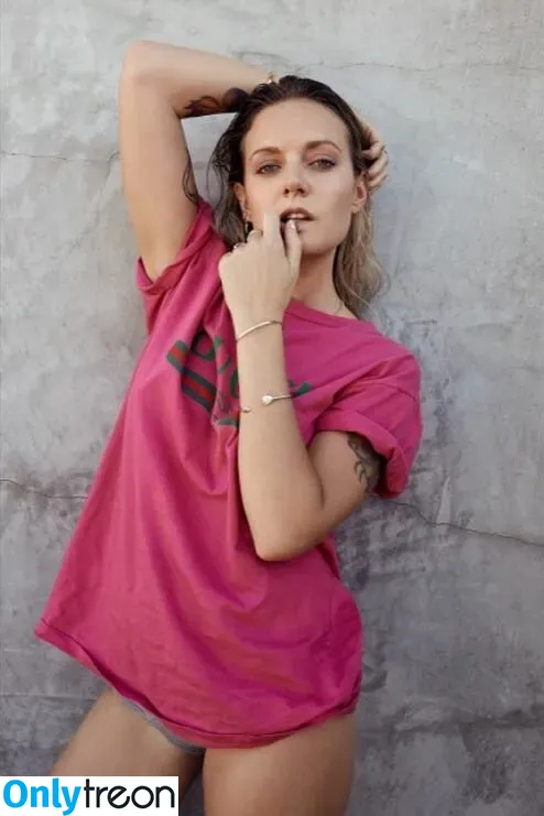 Tove Lo nude photo #0181 (cupfullofinsanity / tovelo)