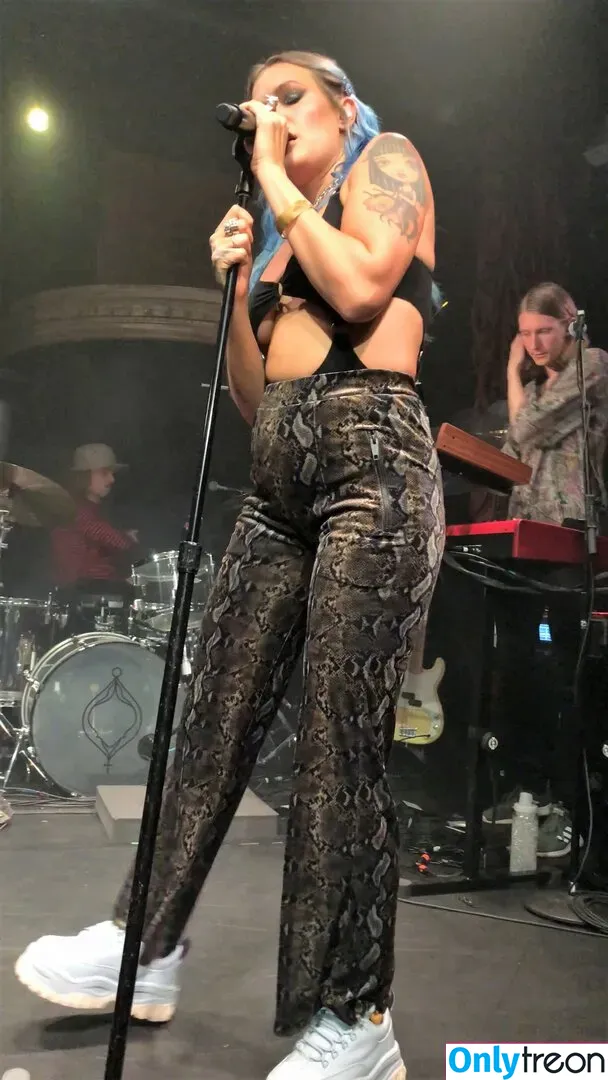 Tove Lo nude photo #0224 (cupfullofinsanity / tovelo)