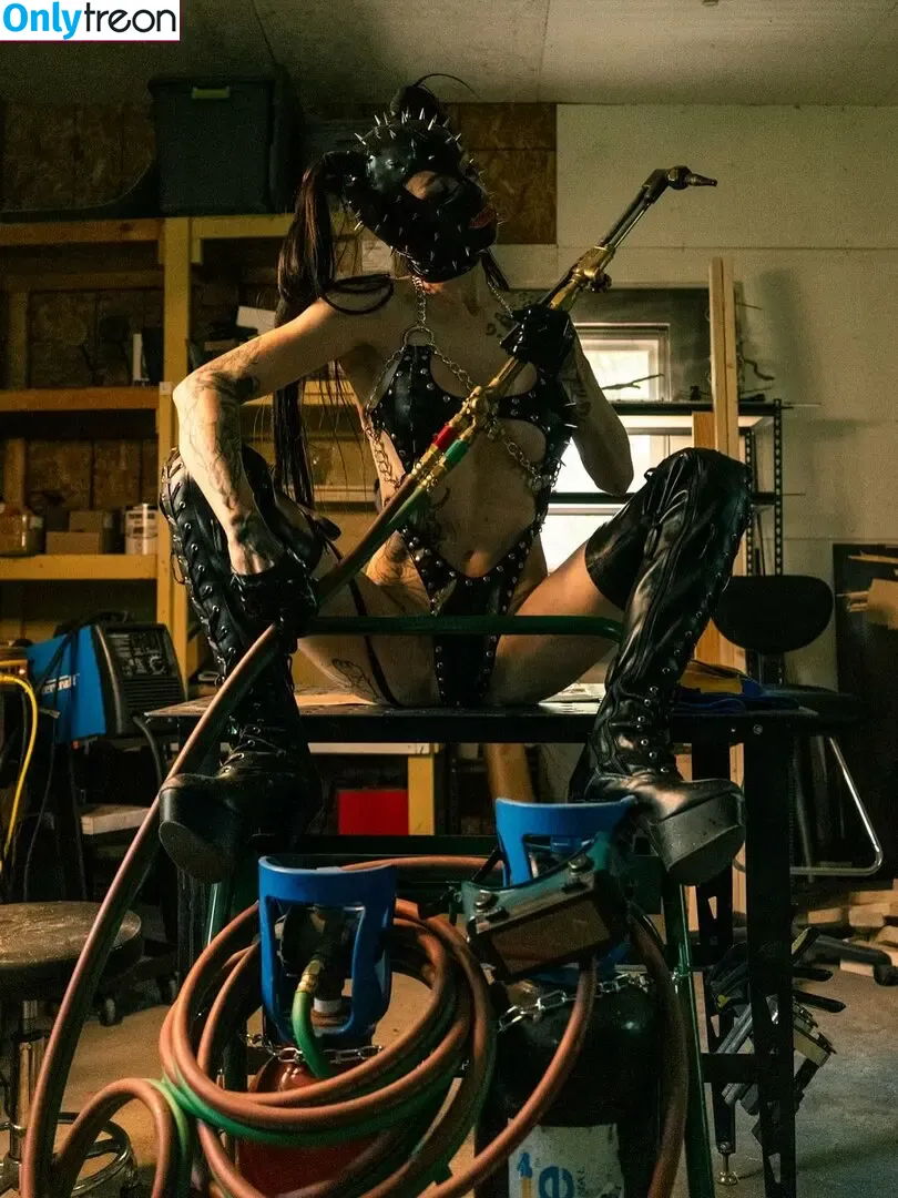 Toxic Vision nude photo #0056 (Sharon Ehman / toxicvision)