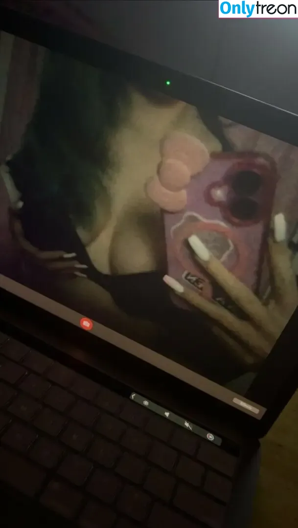tqnbunny nude photo #0003 (_h3ntaibunny_)