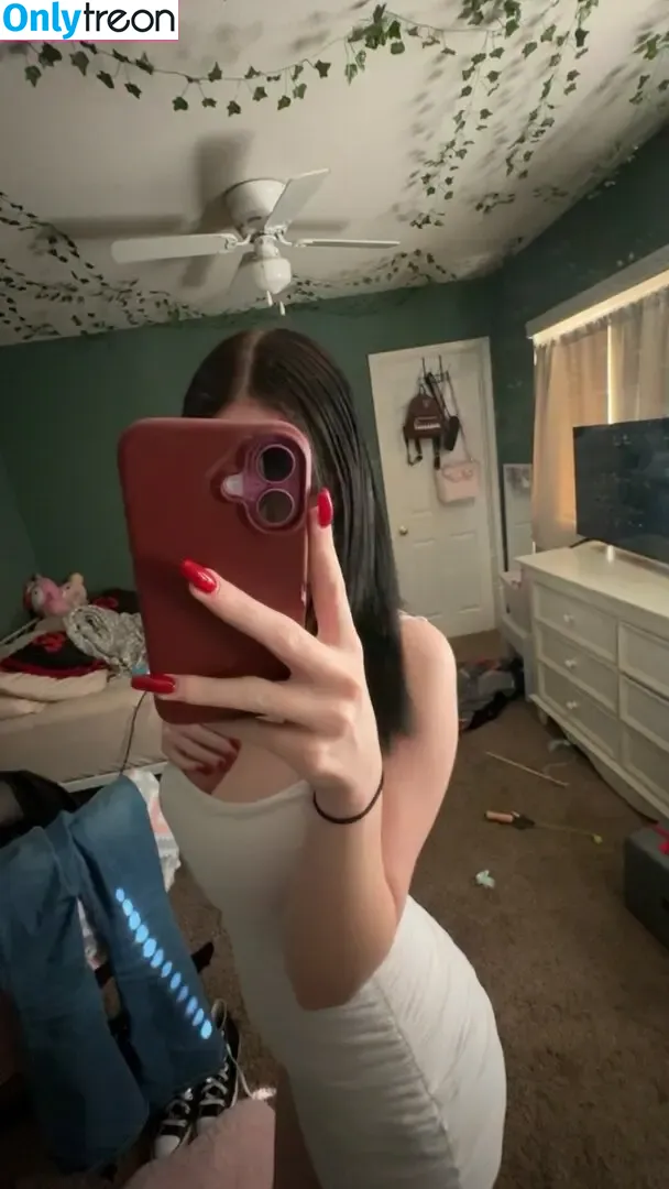 tqnbunny nude photo #0021 (_h3ntaibunny_)