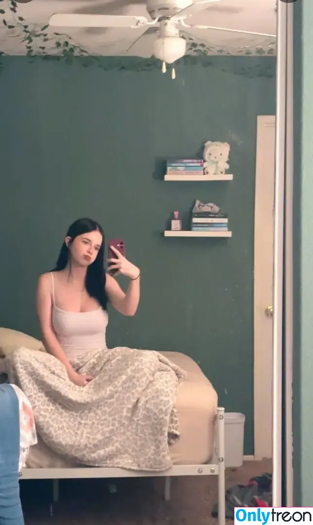 tqnbunny nude photo #0023 (_h3ntaibunny_)