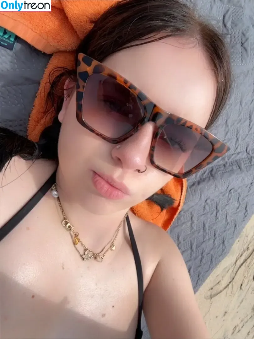 tqnbunny nude photo #0029 (_h3ntaibunny_)
